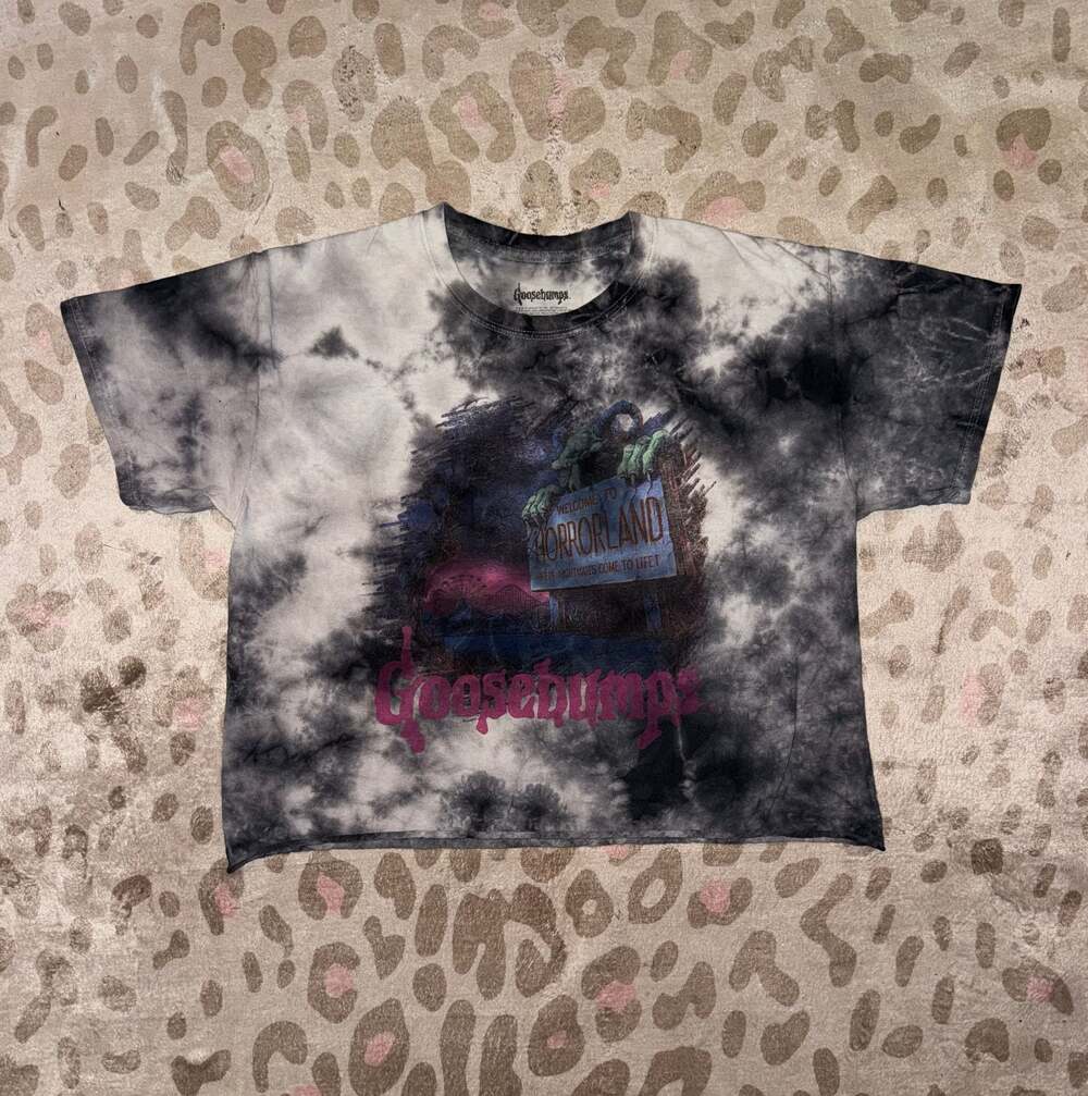 Goosebumps Welcome to Horrorland Tie-Dye Cropped T-Shirt size L